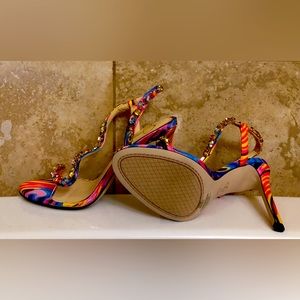 Jessica Simpson Women’s Jaycin Embellished shoe. Excellent condition!